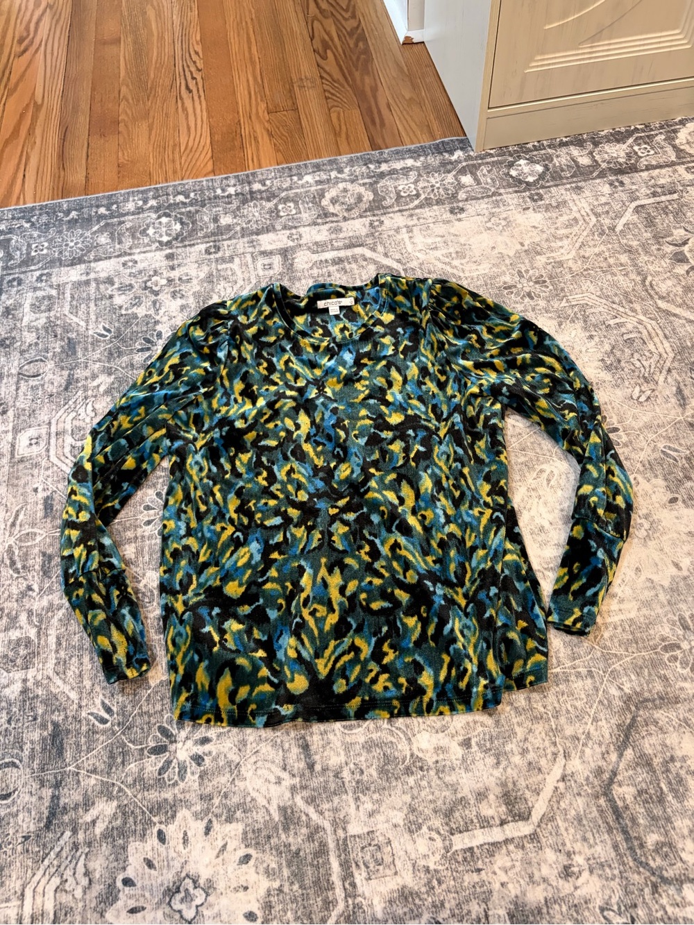 Chico's Multicolor Long-Sleeve plush Top in Teal, Yellow, Black